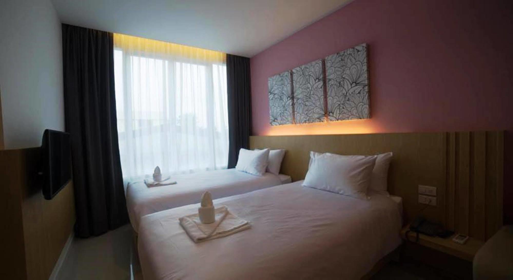 Hotel The Bliss Ubon Ubon Ratchathani Exterior foto